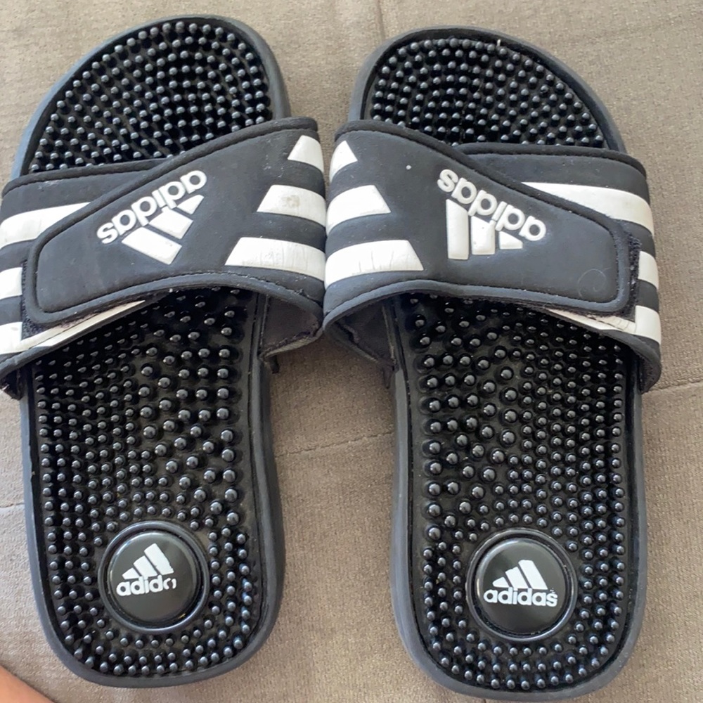 Sandals adidas size 1